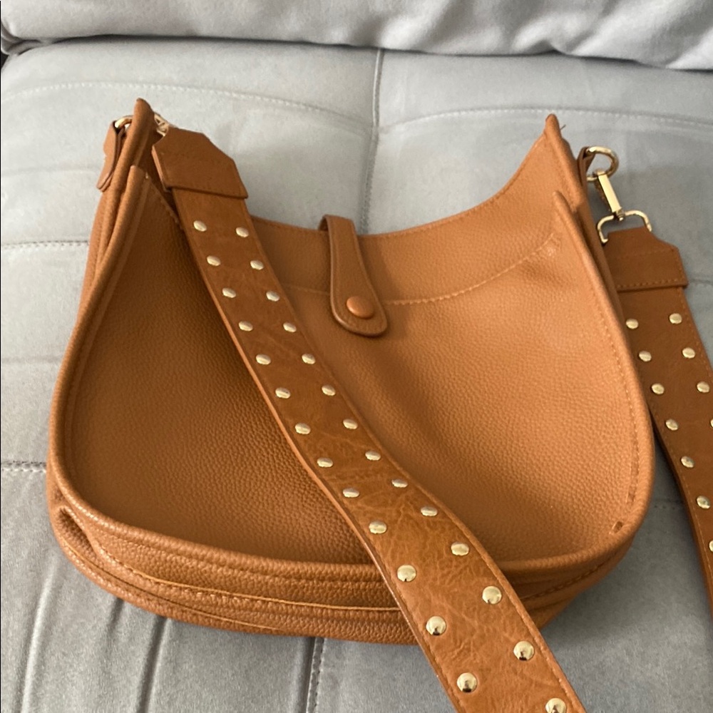 Tan faux leather Crossbody Messenger Bag w/3 straps